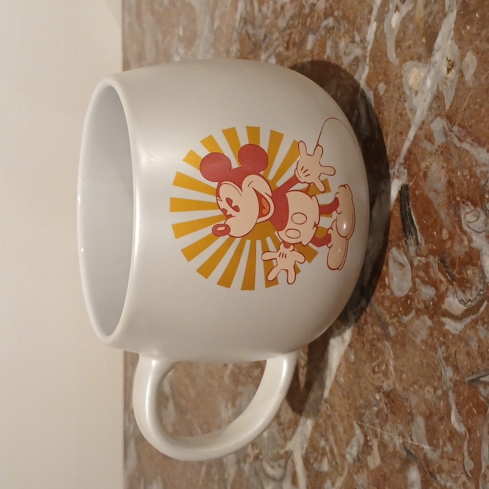 Disney Mickey & Minnie Golden Bust Pearlescent Stoneware Mug / 21oz